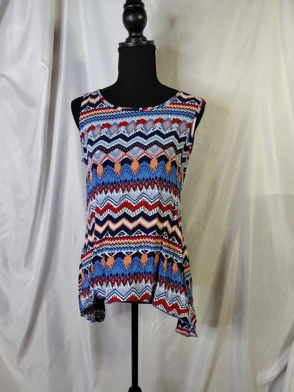 DOTS ASYMMETRICAL OPEN BACK TANK